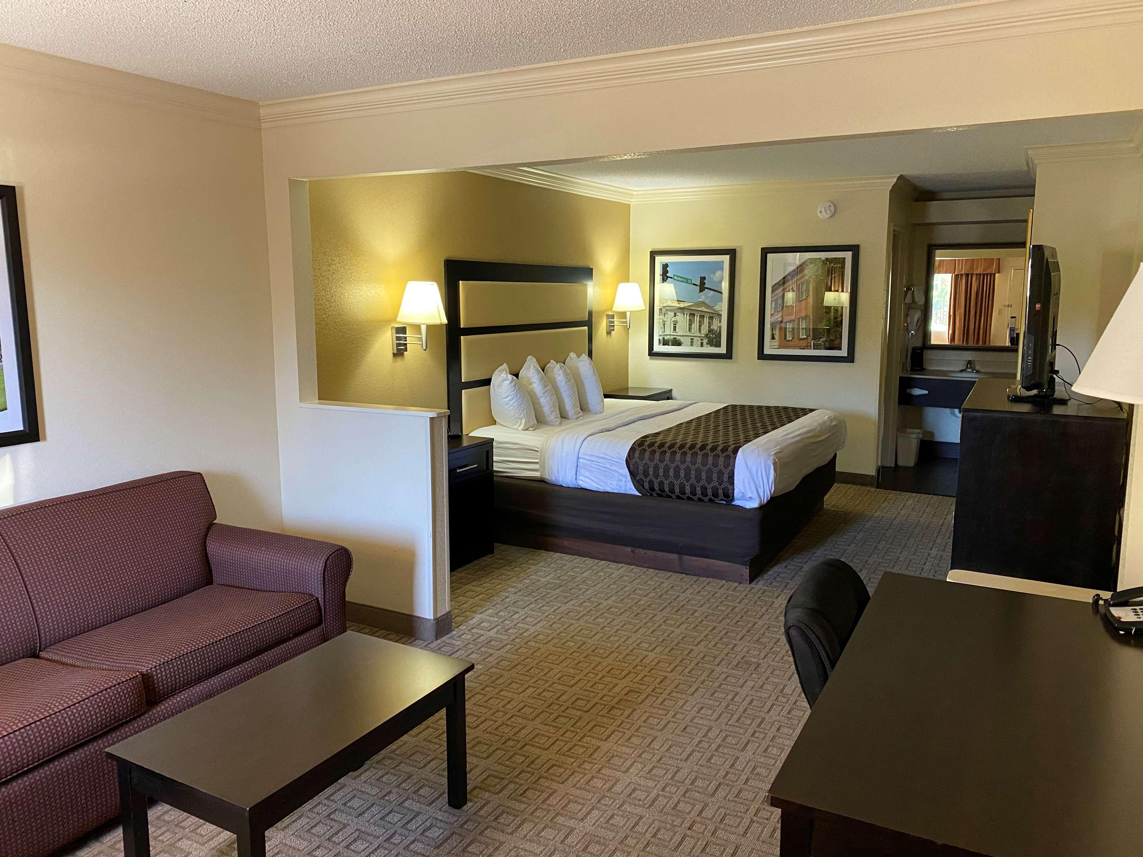 Best Western Inn & Suites Byron Exteriör bild