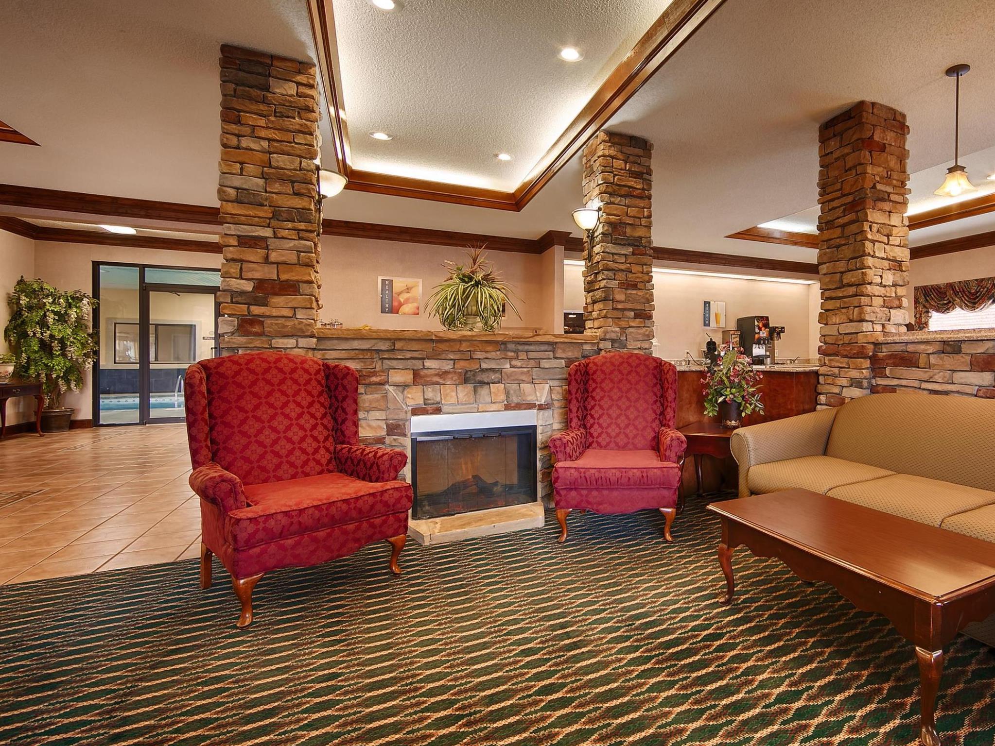 Best Western Inn & Suites Byron Exteriör bild
